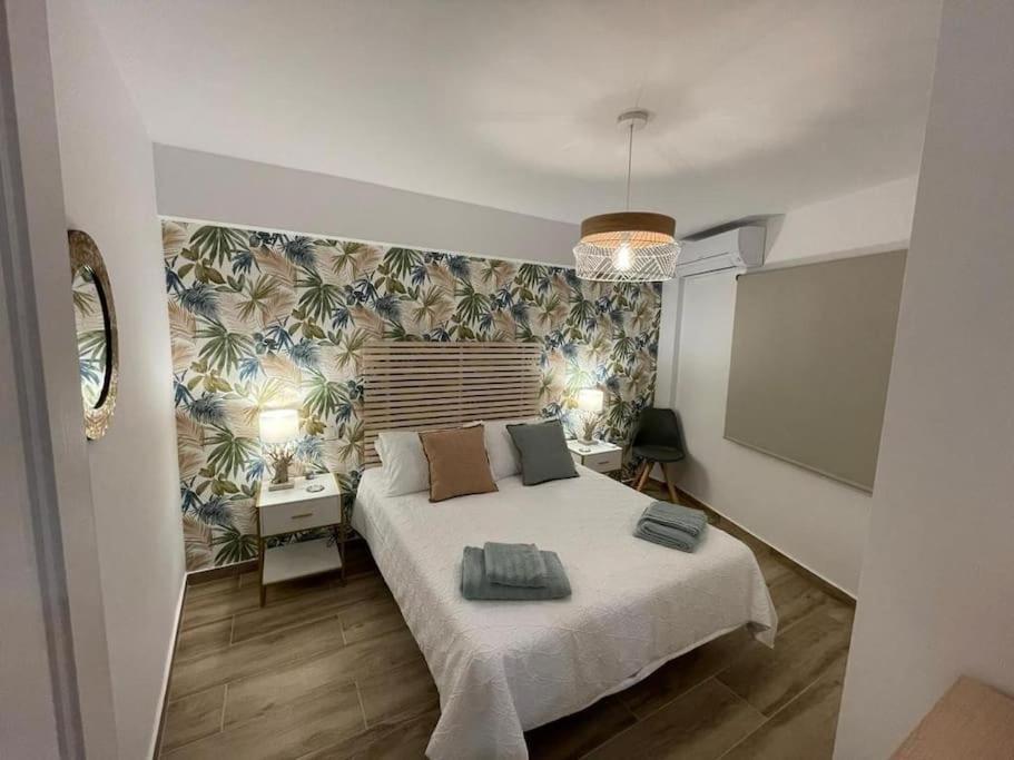 Waterfront 3 Bed Apartment, 90M From The Beach Platja de Larenal Exterior foto
